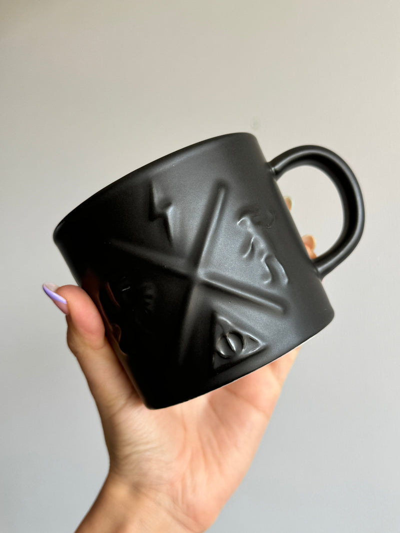 Caneca preta de Harry Potter Tóquio
